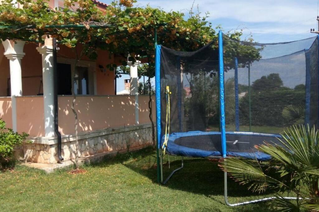 Comfortable Apartment Near Pula Marčana Dış mekan fotoğraf